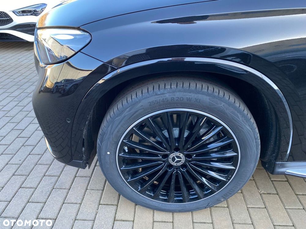 Mercedes-Benz GLC - 7