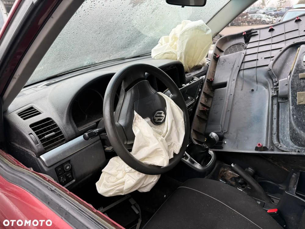 Suzuki Grand Vitara 1.6 Maska Błotnik Drzwi Zderzak - 4