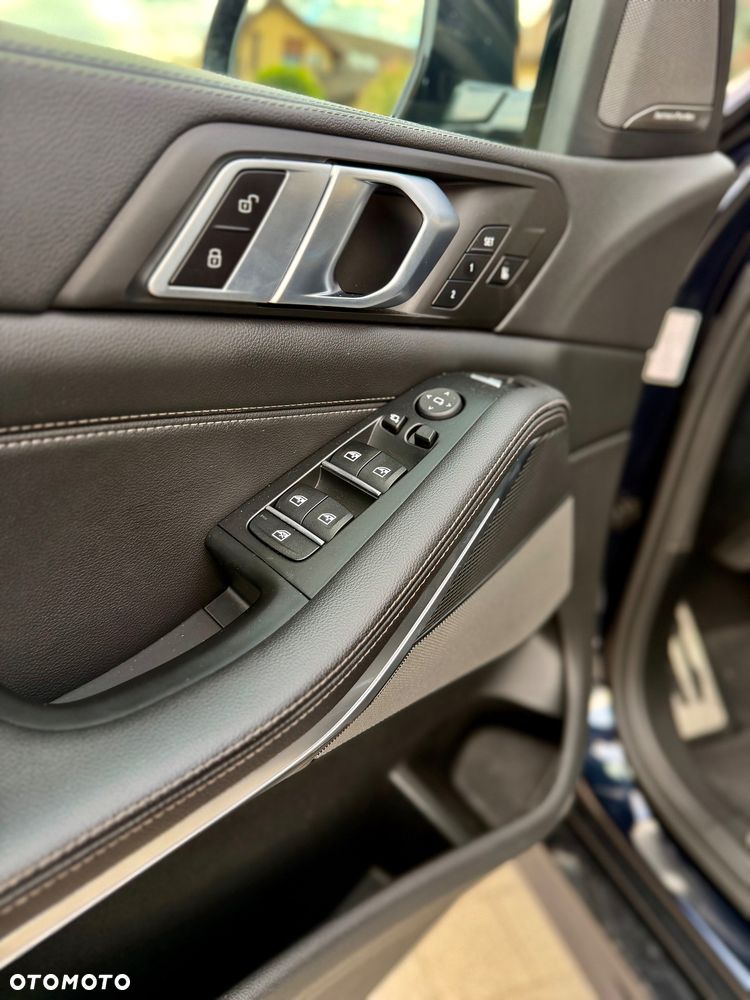 BMW X5 xDrive30d - 7