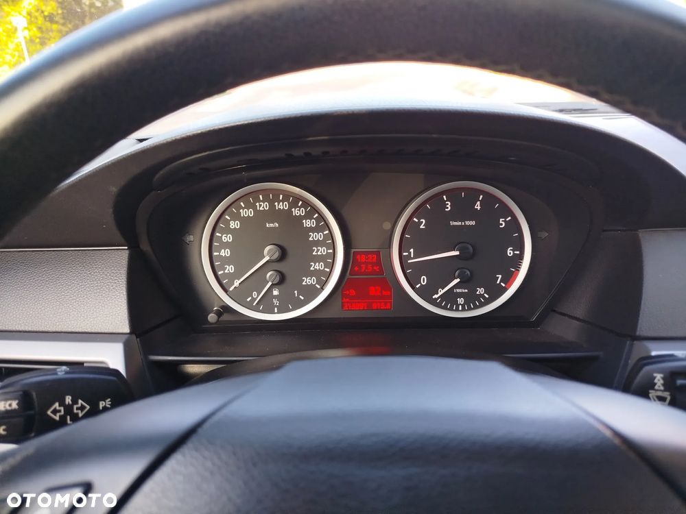 BMW Seria 5 - 13