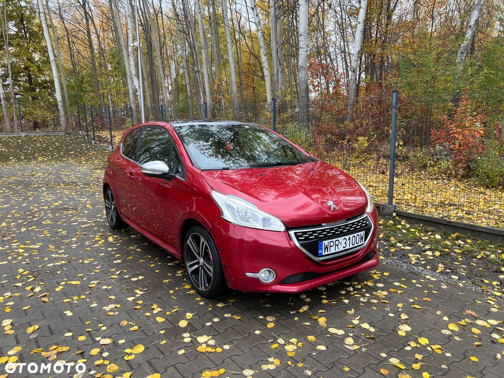 Peugeot 208 1.6 THP GTi - 2