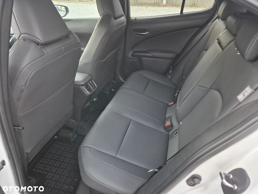 Lexus UX 250h Prestige 2WD - 10