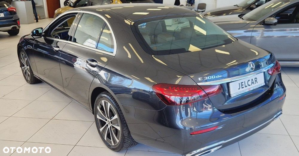 Mercedes-Benz Klasa E - 12
