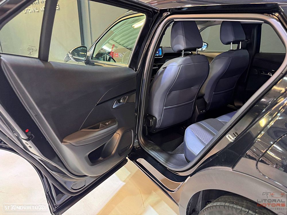 Peugeot 2008 1.2 PureTech Allure Pack - 16