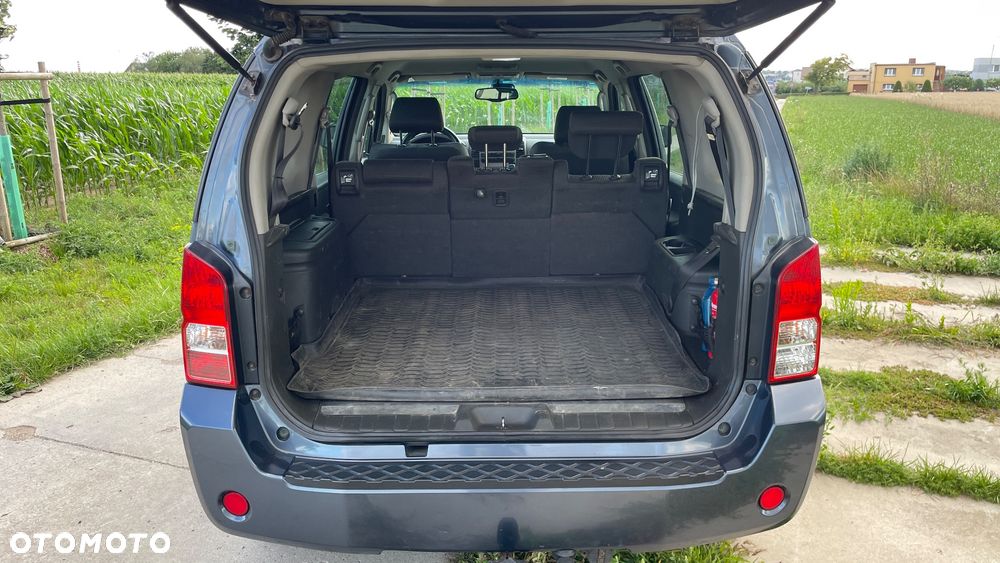 Nissan Pathfinder 2.5 DCi Comfort / XE - 14