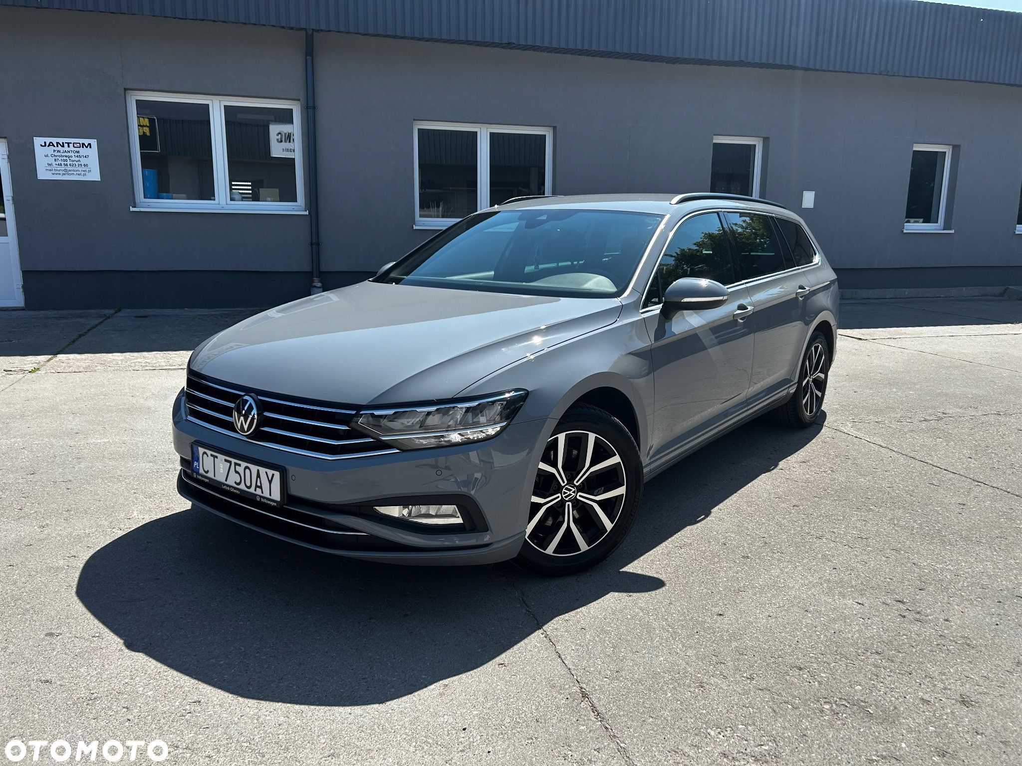 Volkswagen Passat 1.5 TSI EVO Business DSG - 1