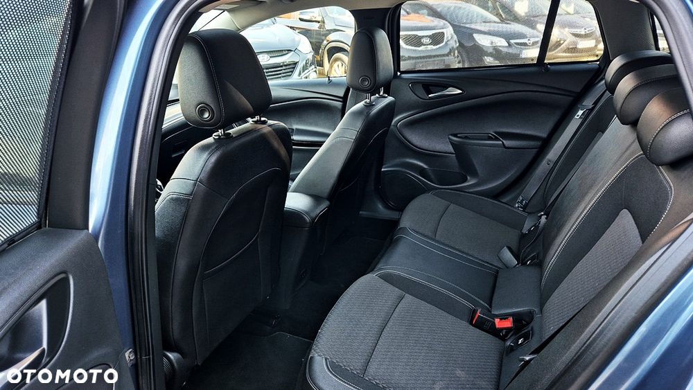 Opel Astra 1.6 T Elite S&S - 33