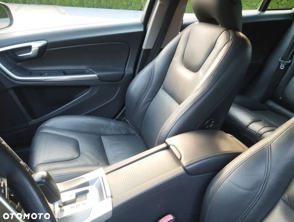Volvo V60 2012