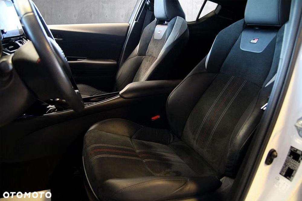 Toyota C-HR 1.8 Hybrid GPF GR Sport - 25