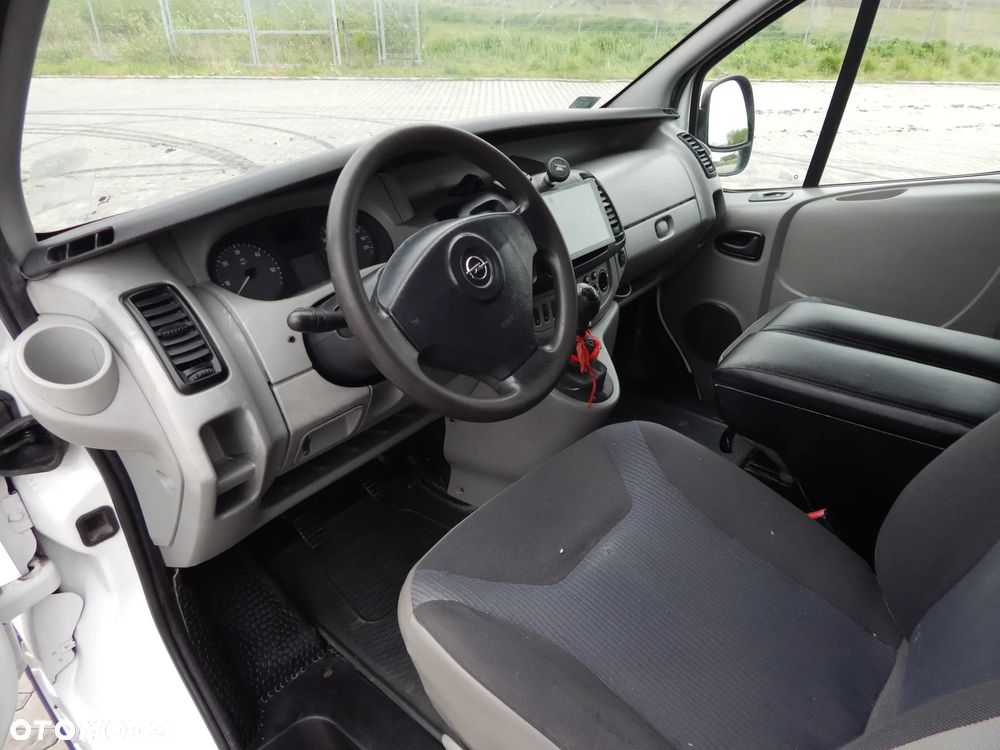 Opel Vivaro 2,0 CDTI Long - 11