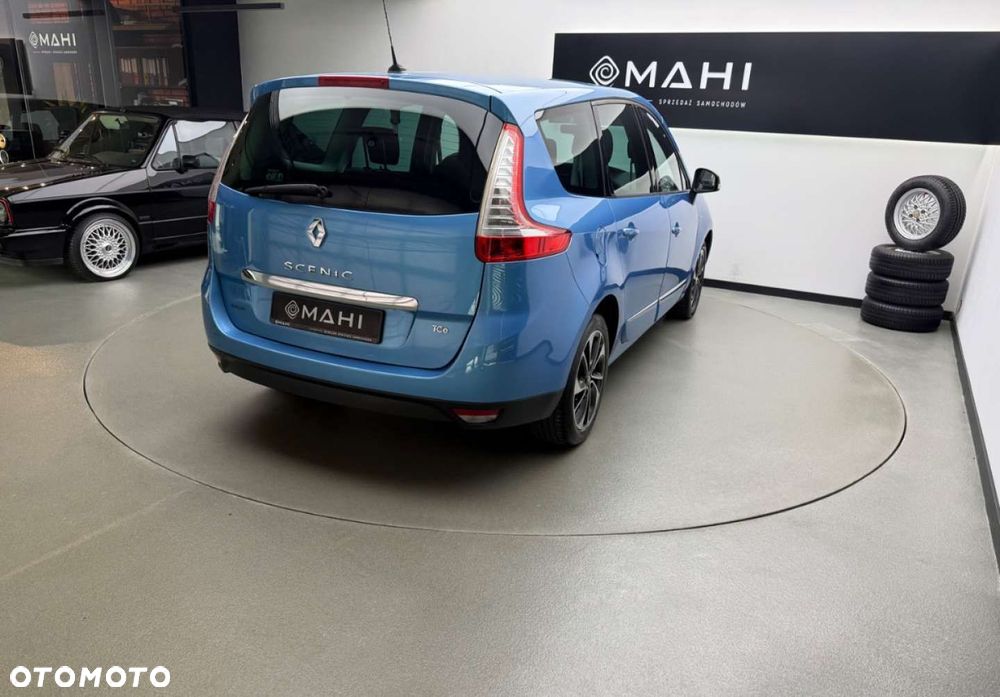Renault Scenic TCe 130 Bose Edition - 11