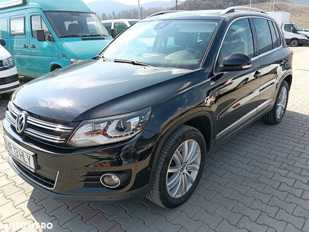 Volkswagen Tiguan - 1