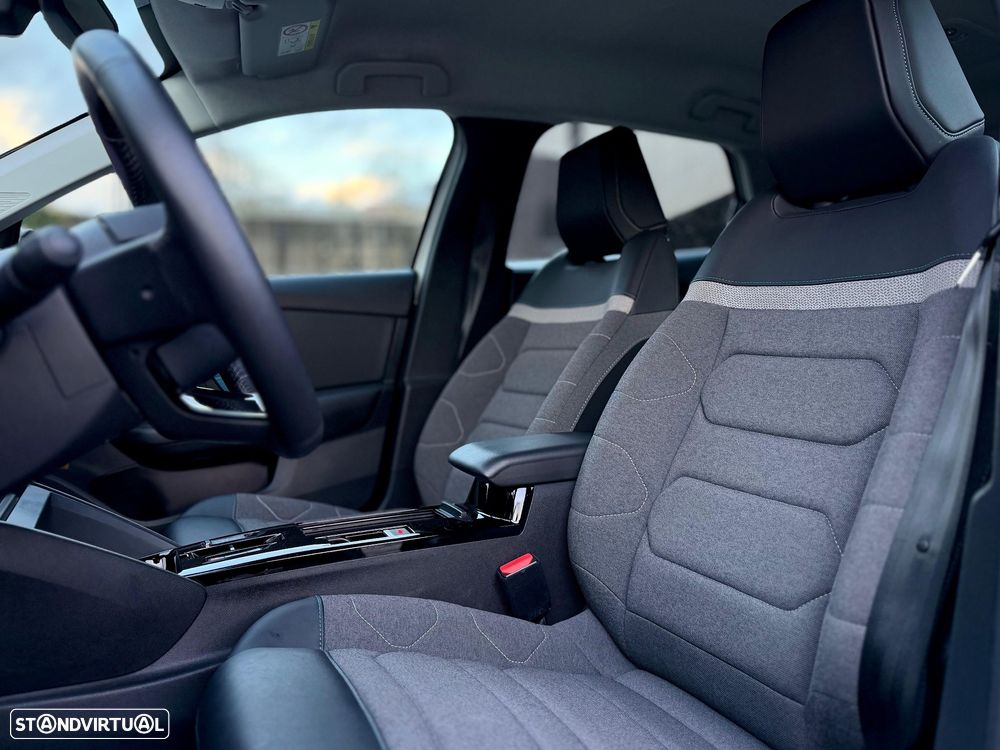 Citroën e-C4 50 kWh E-Series Collection - 22