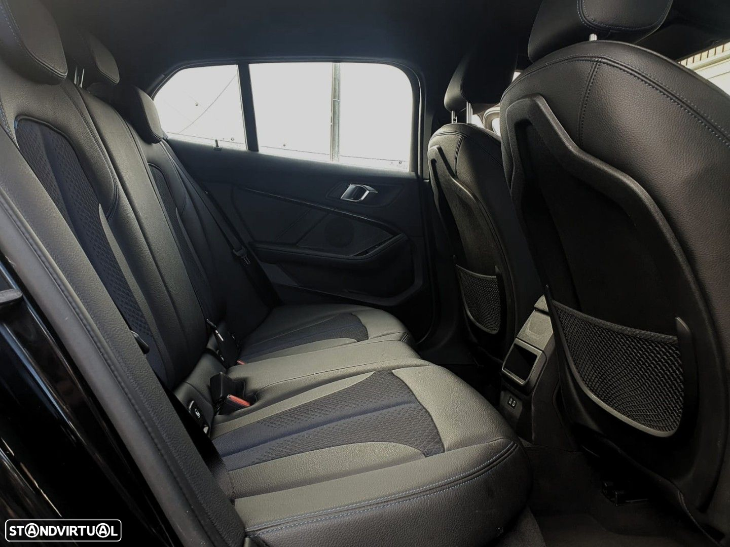 BMW 116 d Pack Desportivo M - 13