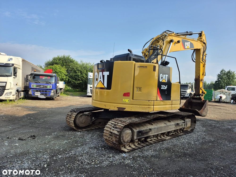 Caterpillar 325F - 4