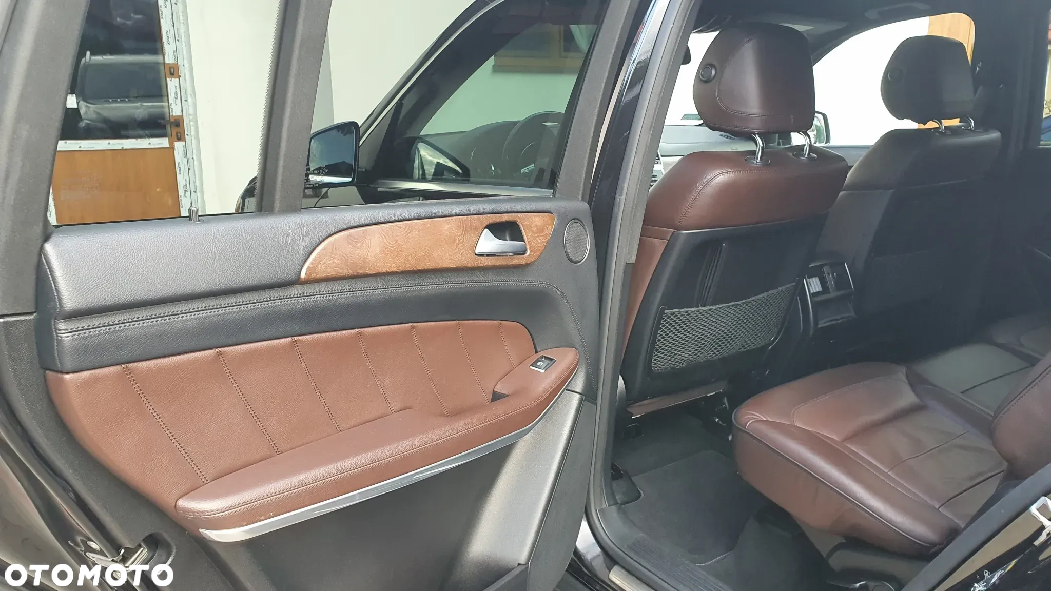 Mercedes-Benz GL 350 BlueTec 4-Matic - 17