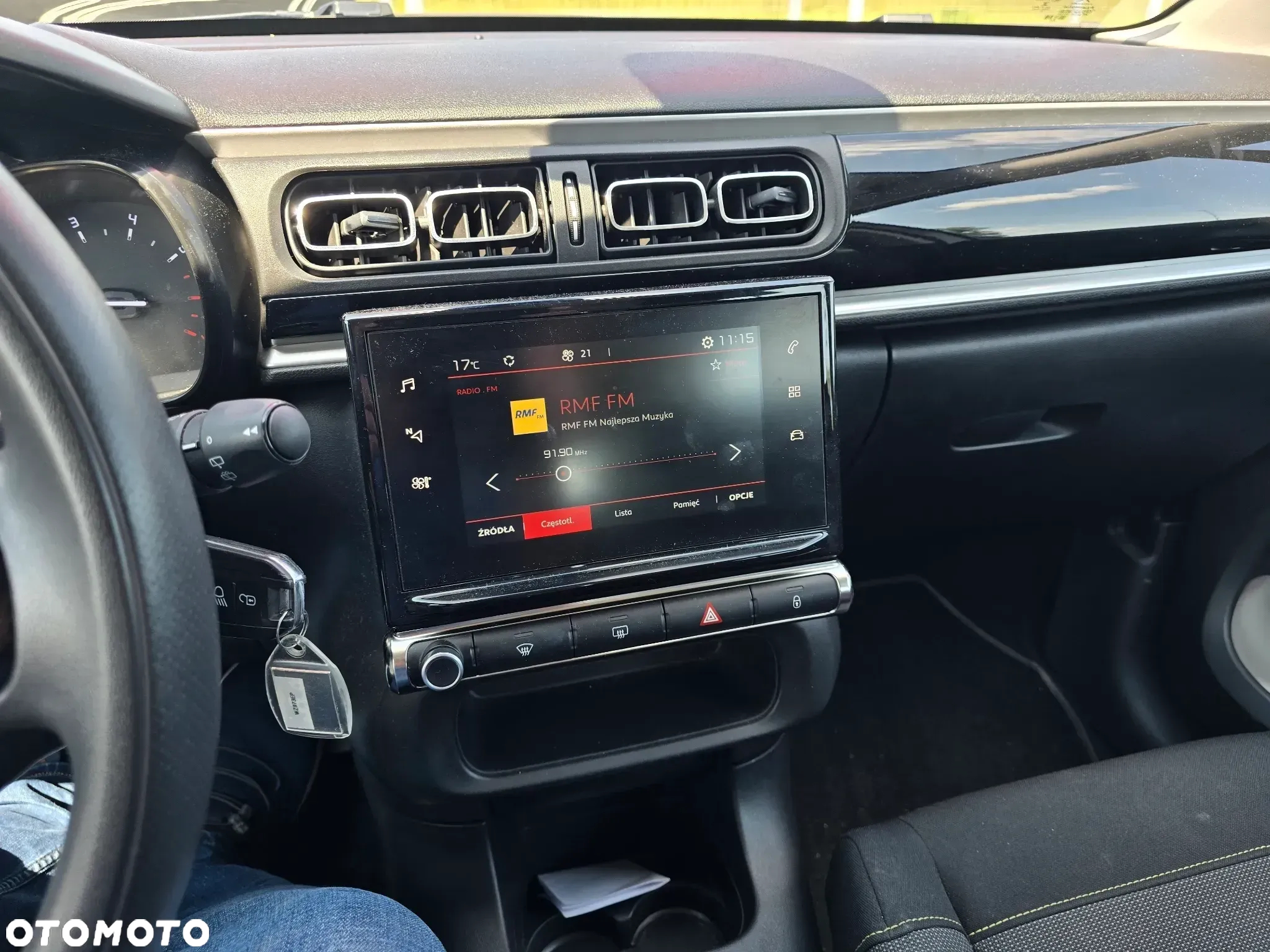 Citroën C3 1.2 PureTech Shine - 21