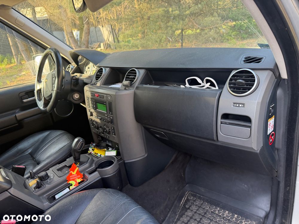 Land Rover Discovery TD V6 SE - 11
