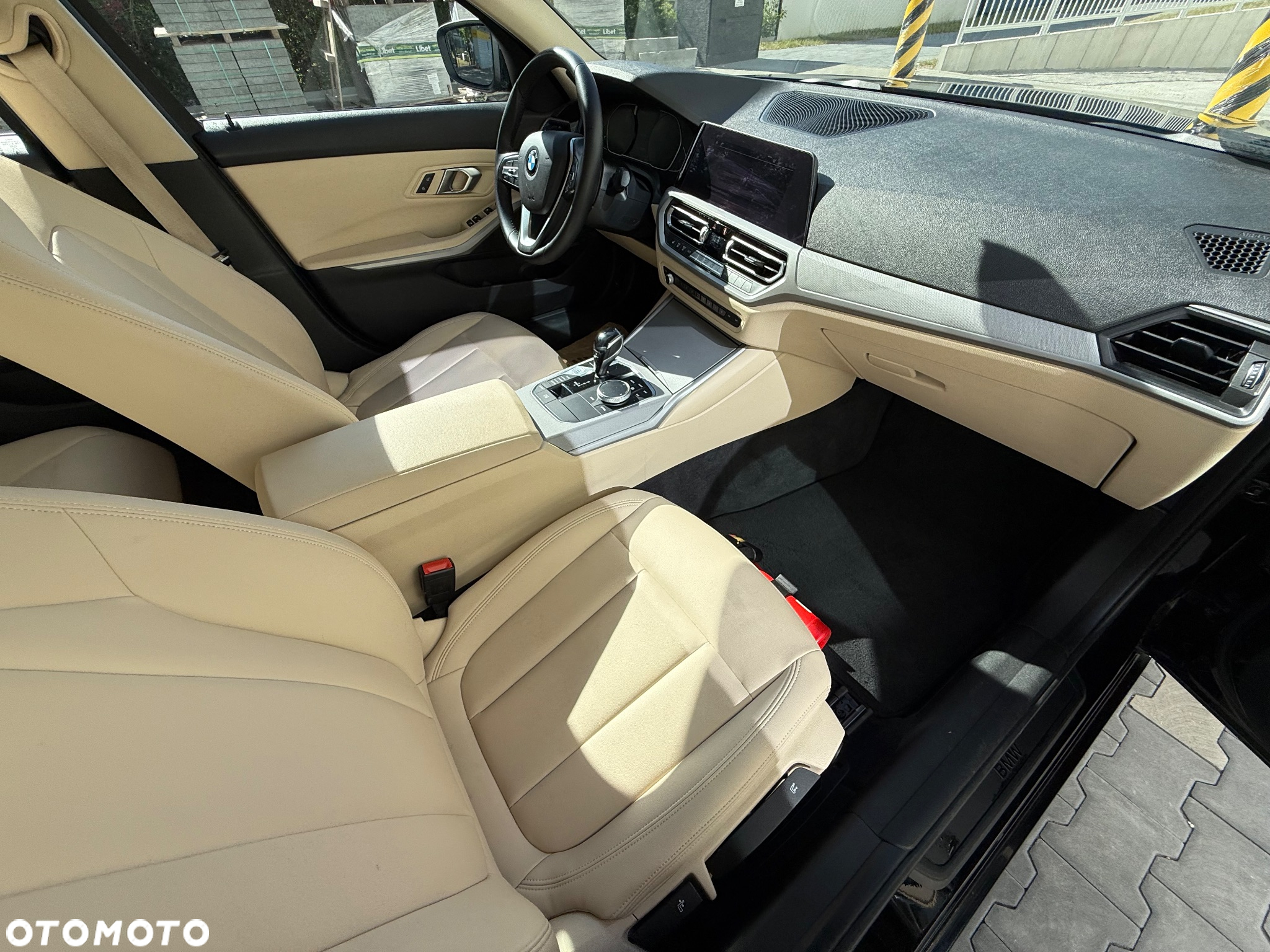 BMW Seria 3 320d xDrive Advantage sport - 32