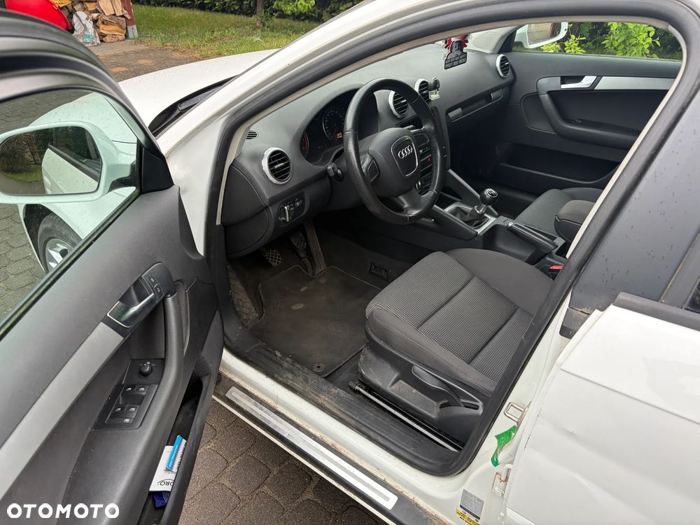 Audi A3 Sportback 1.4 TFSI Attraction - 11