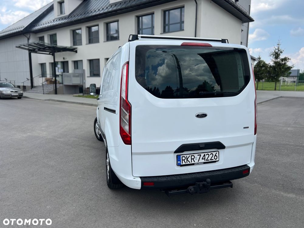 Ford Transit Custom - 8