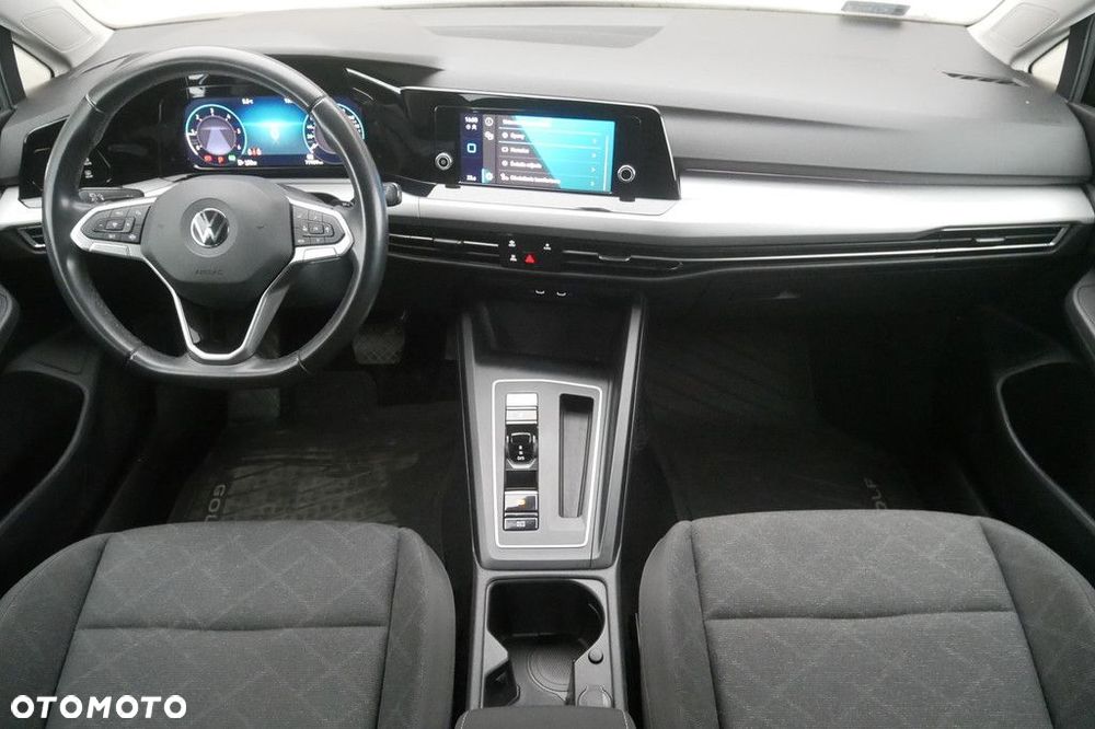 Volkswagen Golf Variant - 8