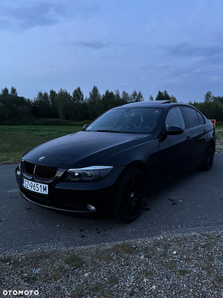 BMW Seria 3 320i - 1