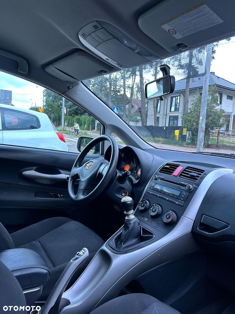 Toyota Auris - 5