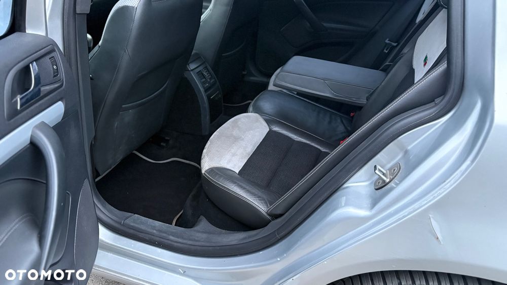 Skoda Octavia 2.0 TDI RS - 6