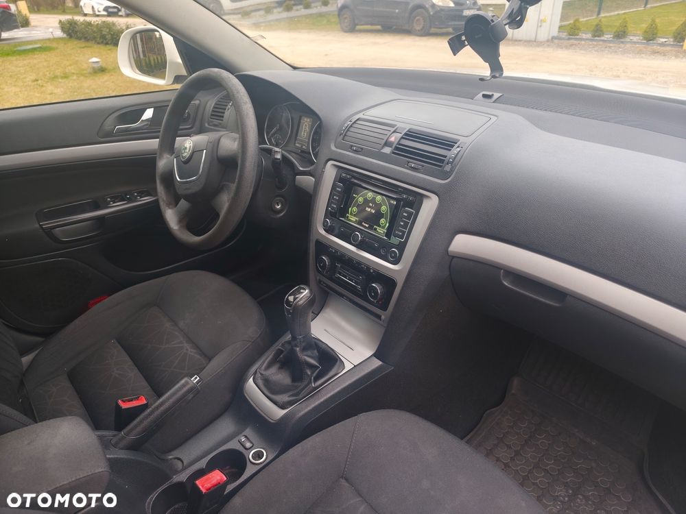 Skoda Octavia 2.0 TDI DPF Elegance - 2