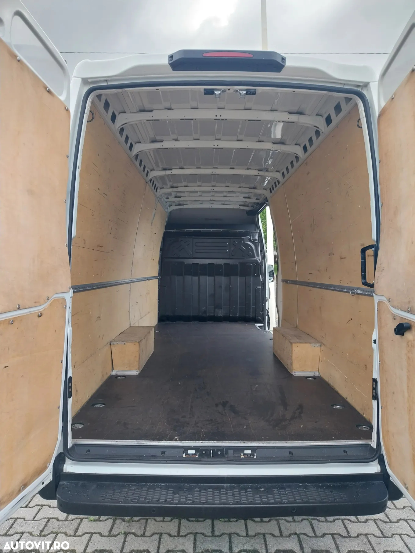 Iveco DAILY L4H2 - 10