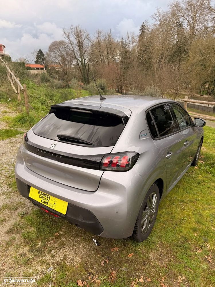 Peugeot 208 Benzin 100 Style - 9