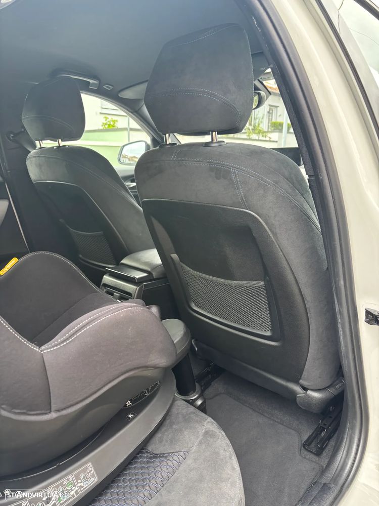 BMW 116 d Pack M Auto - 11