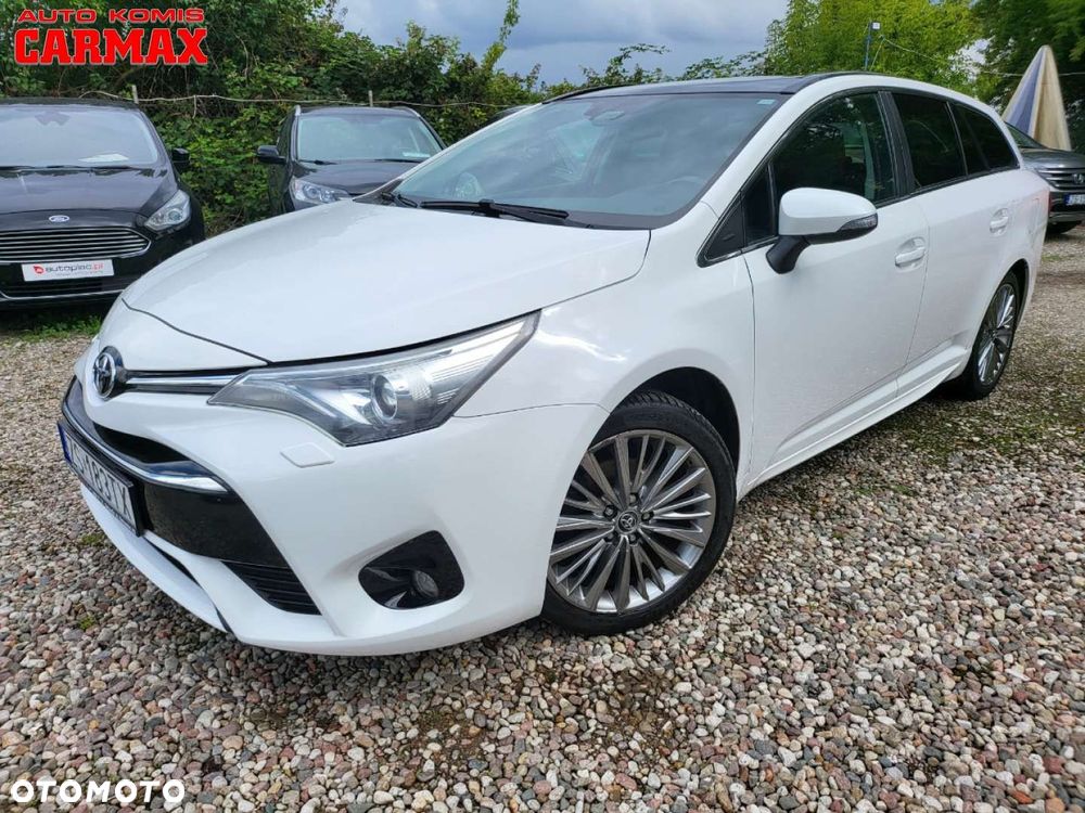 Toyota Avensis Touring Sports 1.8 Executive - 2