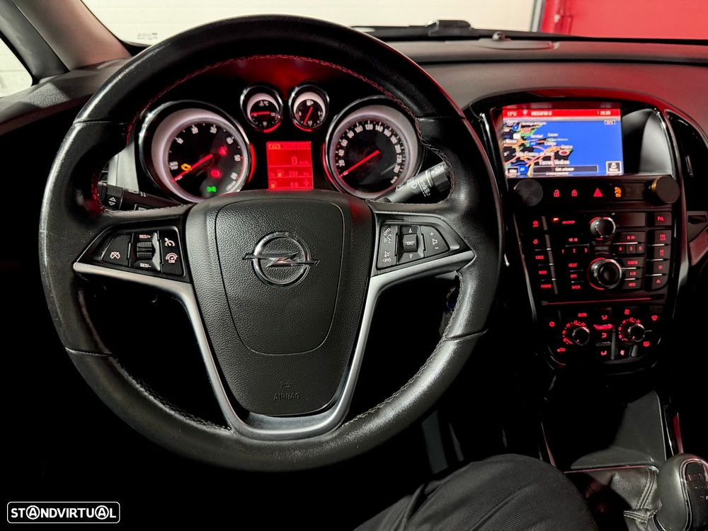 Opel Astra Sports Tourer 1.6 CDTi Cosmo S/S - 24