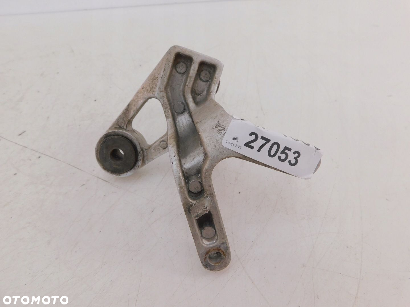 YAMAHA YZF 1000 THUNDERACE SET PODNÓŻEK PASAŻERA P - 4