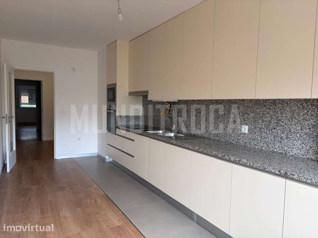 Apartamento T3 Lamaçães - Como novo - Grande imagem: 2/17