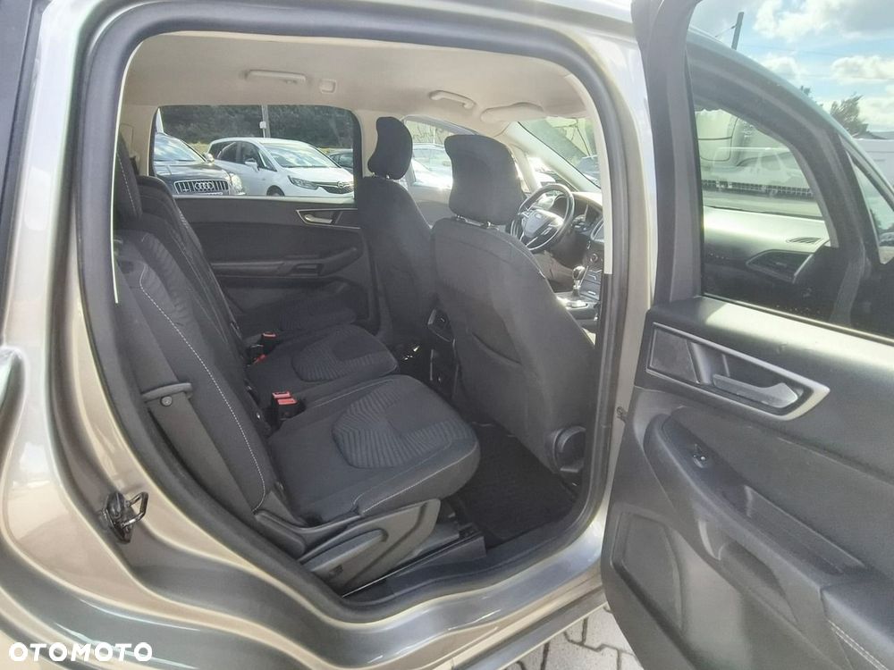 Ford S-Max - 18