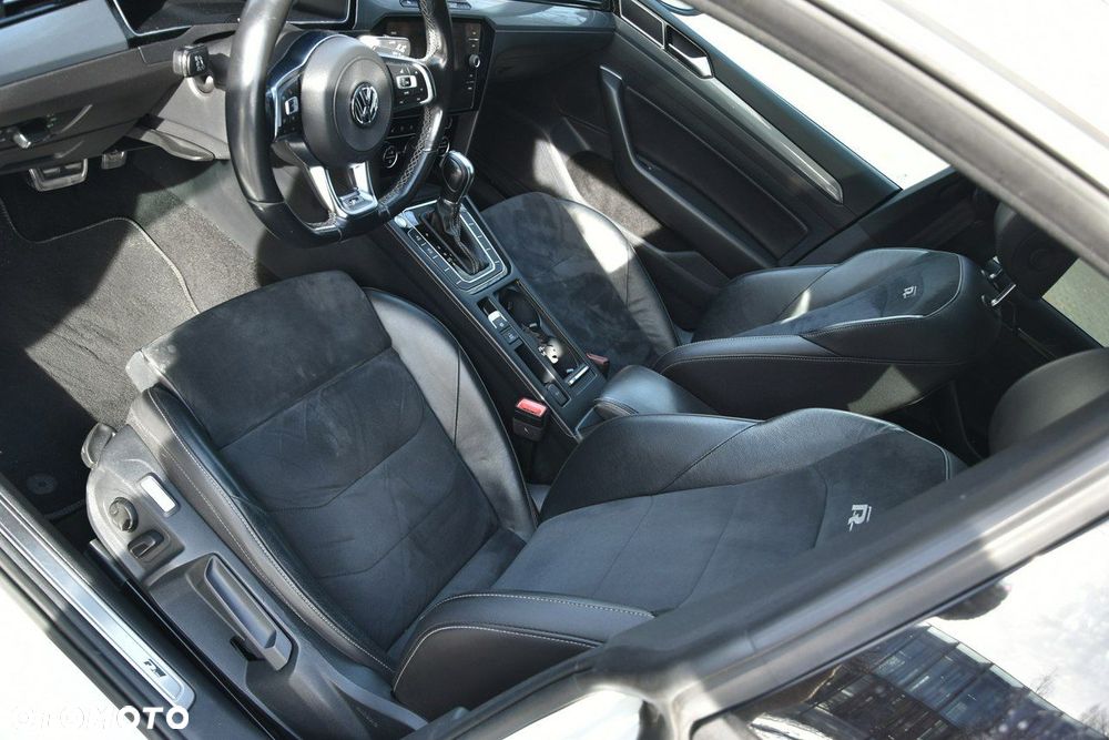 Volkswagen Arteon 2.0 TDI R-Line DSG - 26