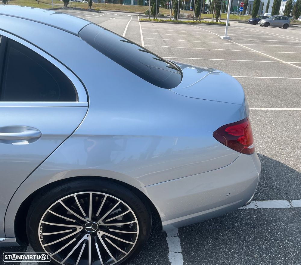 Mercedes-Benz E 220 d Avantgarde+ - 11