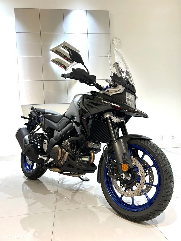 Suzuki V-STROM - 2