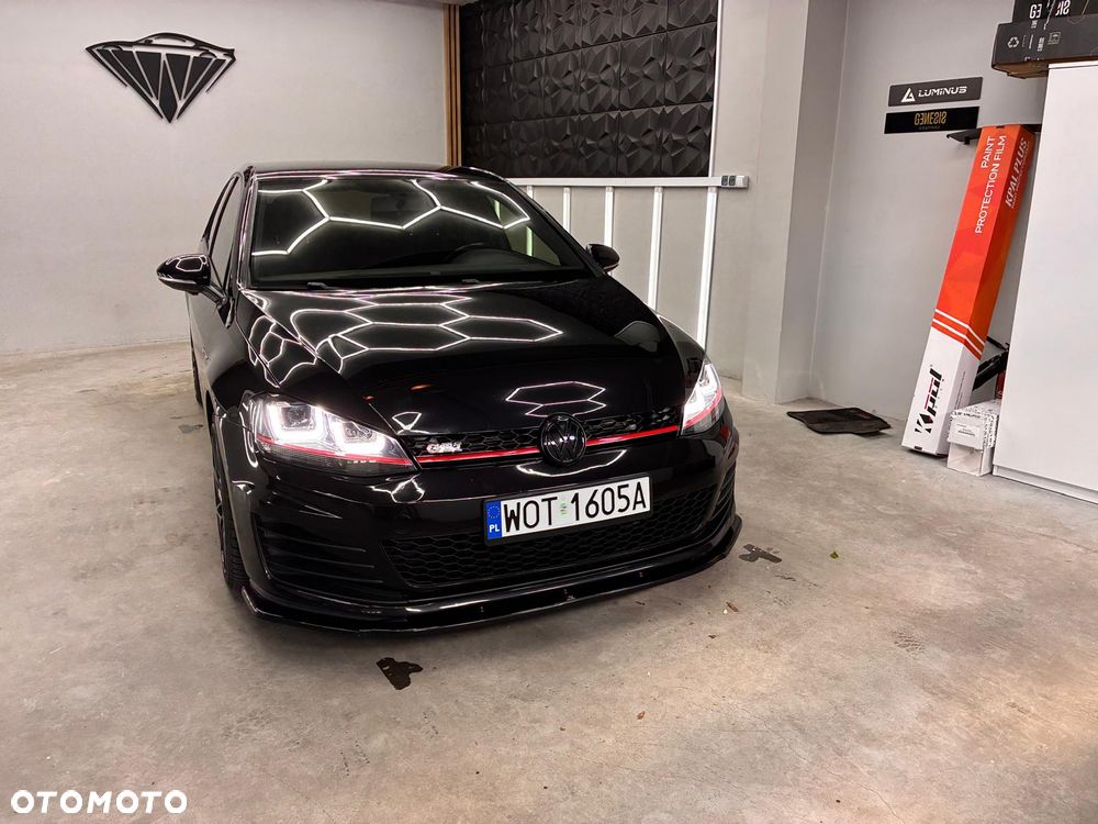 Volkswagen Golf 2.0 TSI GTI DSG - 14