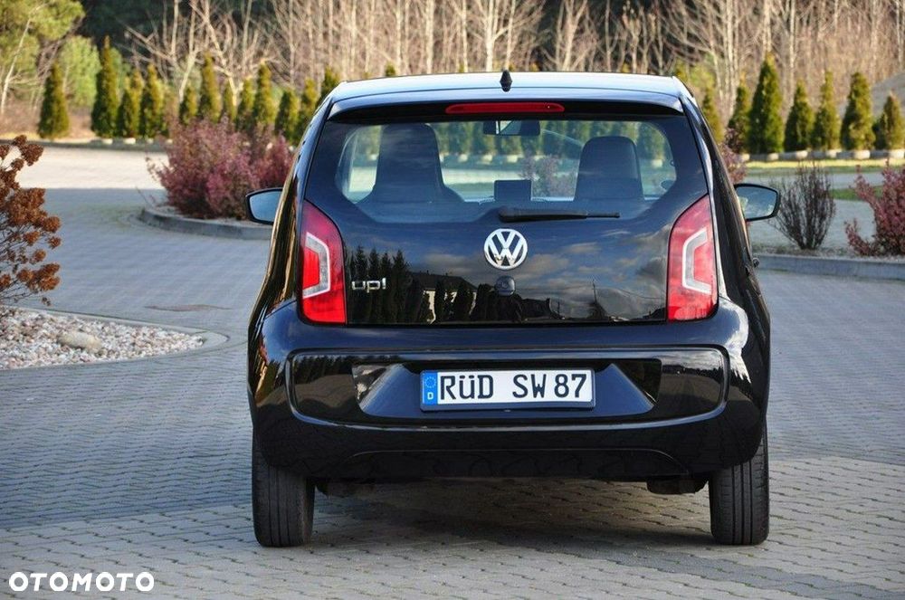 Volkswagen up! black - 21