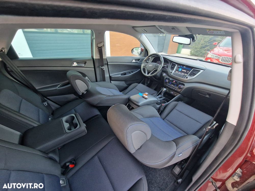 Hyundai Tucson blue 1.7 CRDi 2WD DCT Premium - 16
