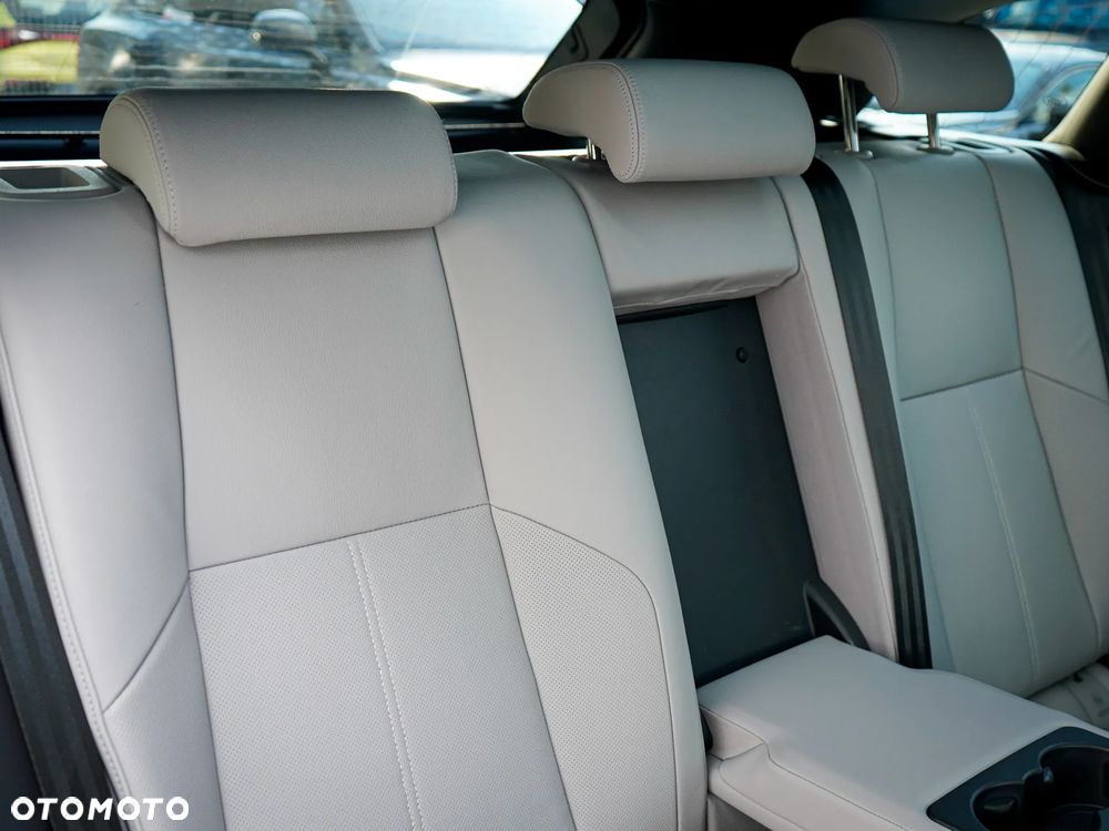 Land Rover Range Rover Velar - 25