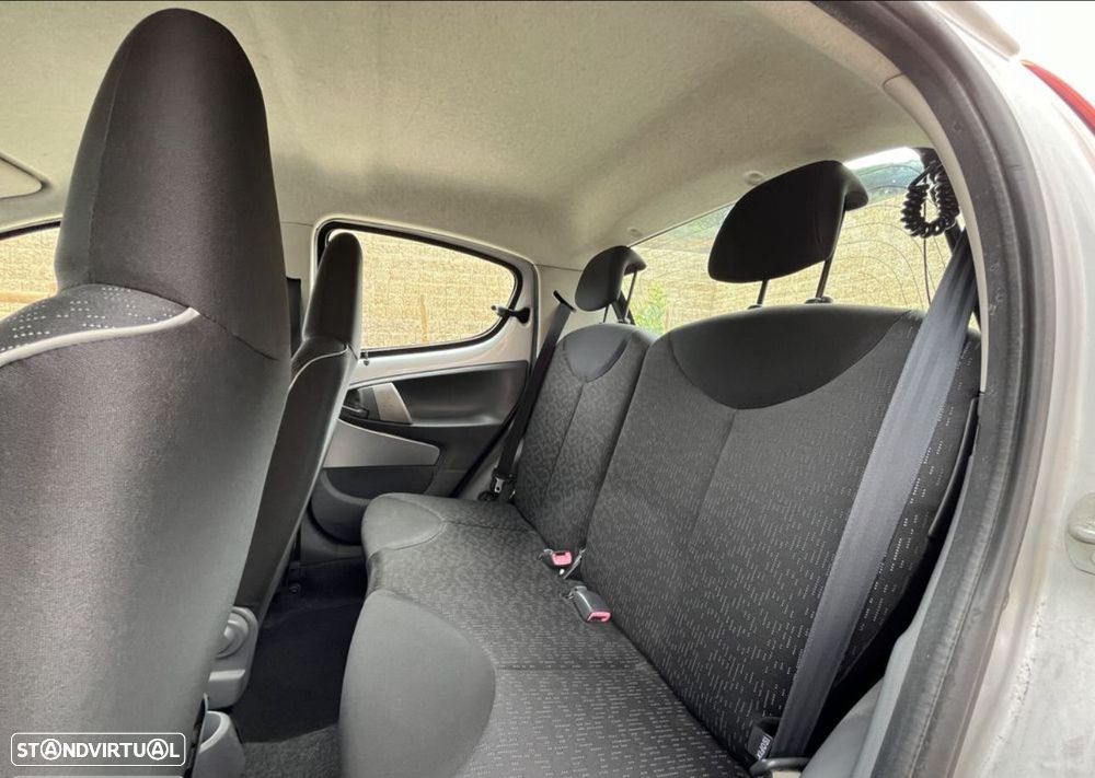 Peugeot 107 1.0 Black&Silver - 4