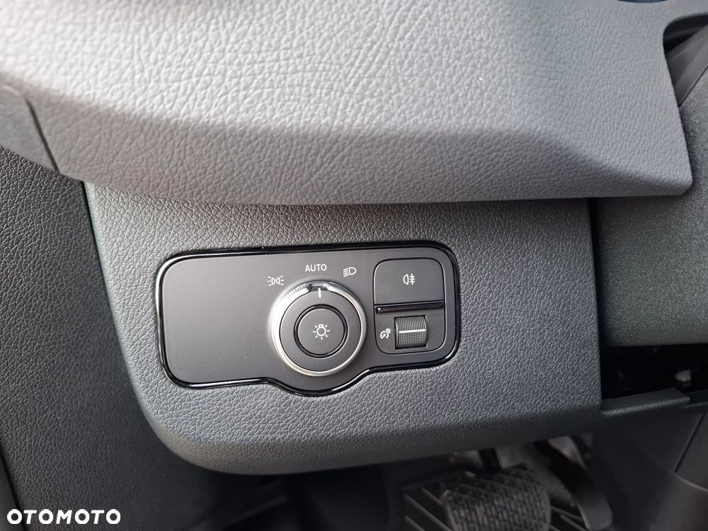 Mercedes-Benz Sprinter 319 CDI Furgon PRO 3665 mm L2H2 - 36