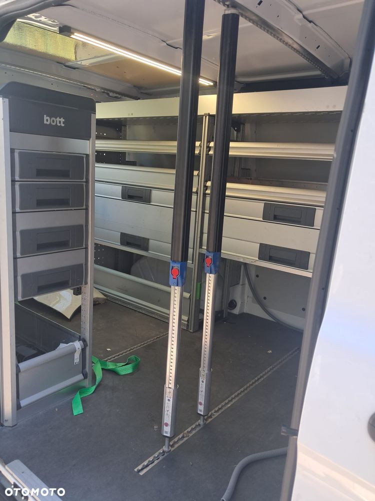 Ford Transit Custom - 17