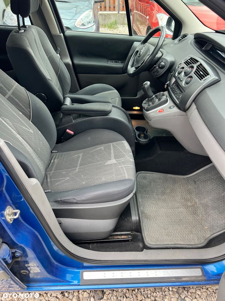 Renault Scenic 1.5 dCi Dynamique - 17