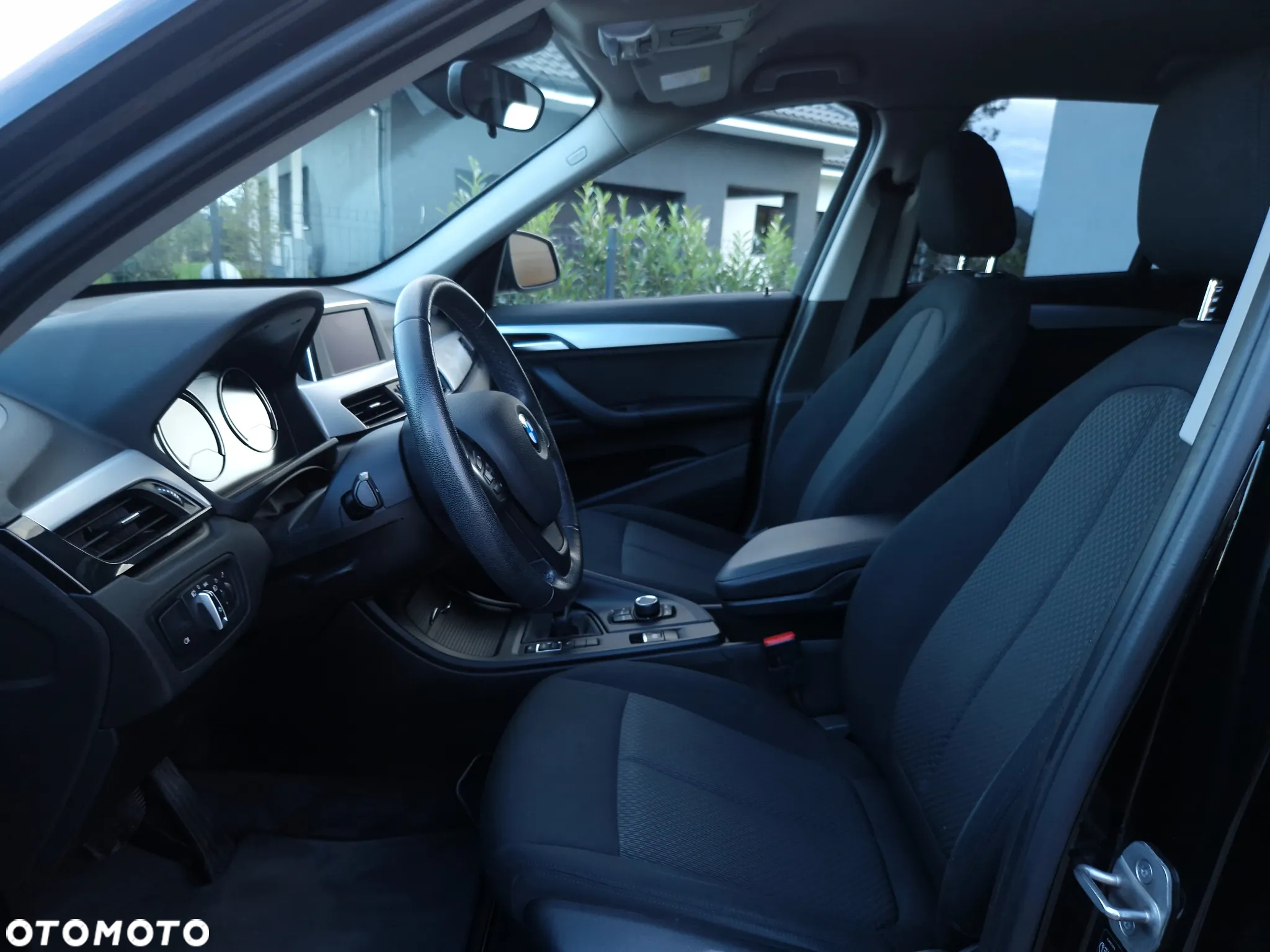 BMW X1 sDrive18i Advantage - 18